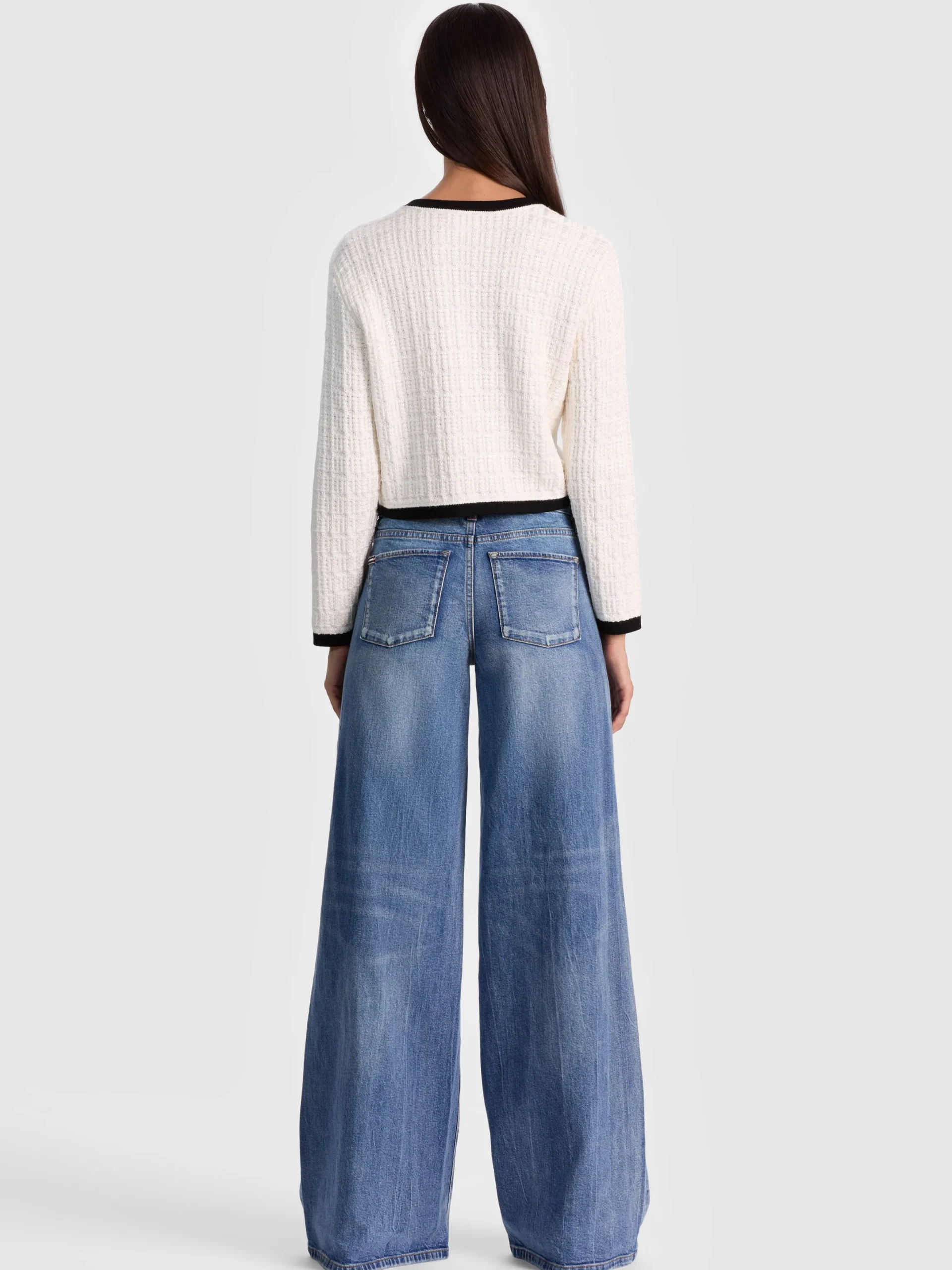 AKIRA BOW CARDIGAN
