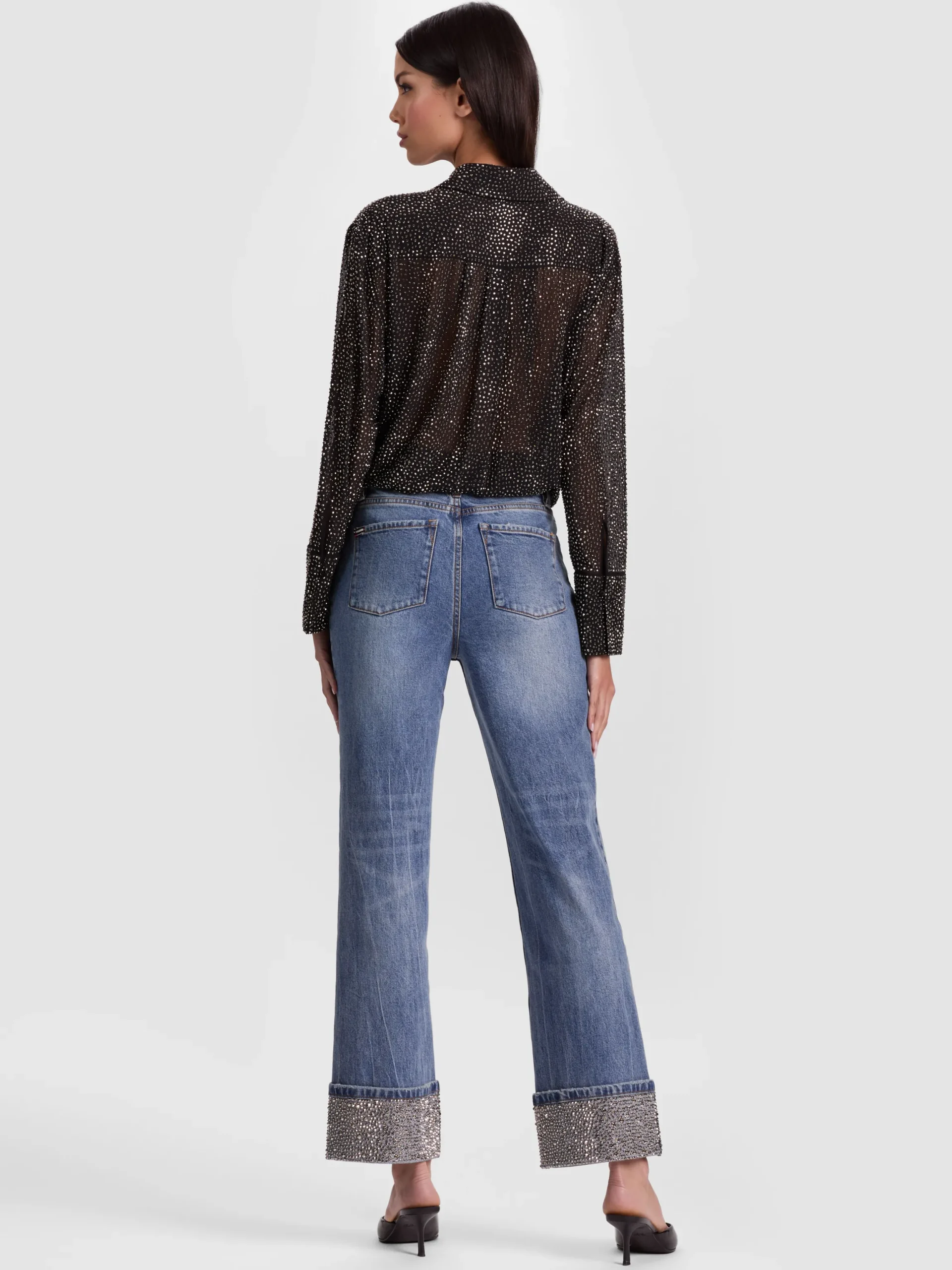 CHIC EMBELLISHED ANKLE JEAN