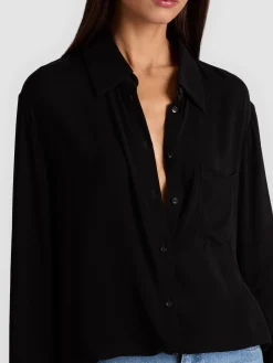 FINELY OVERSIZED BUTTON DOWN