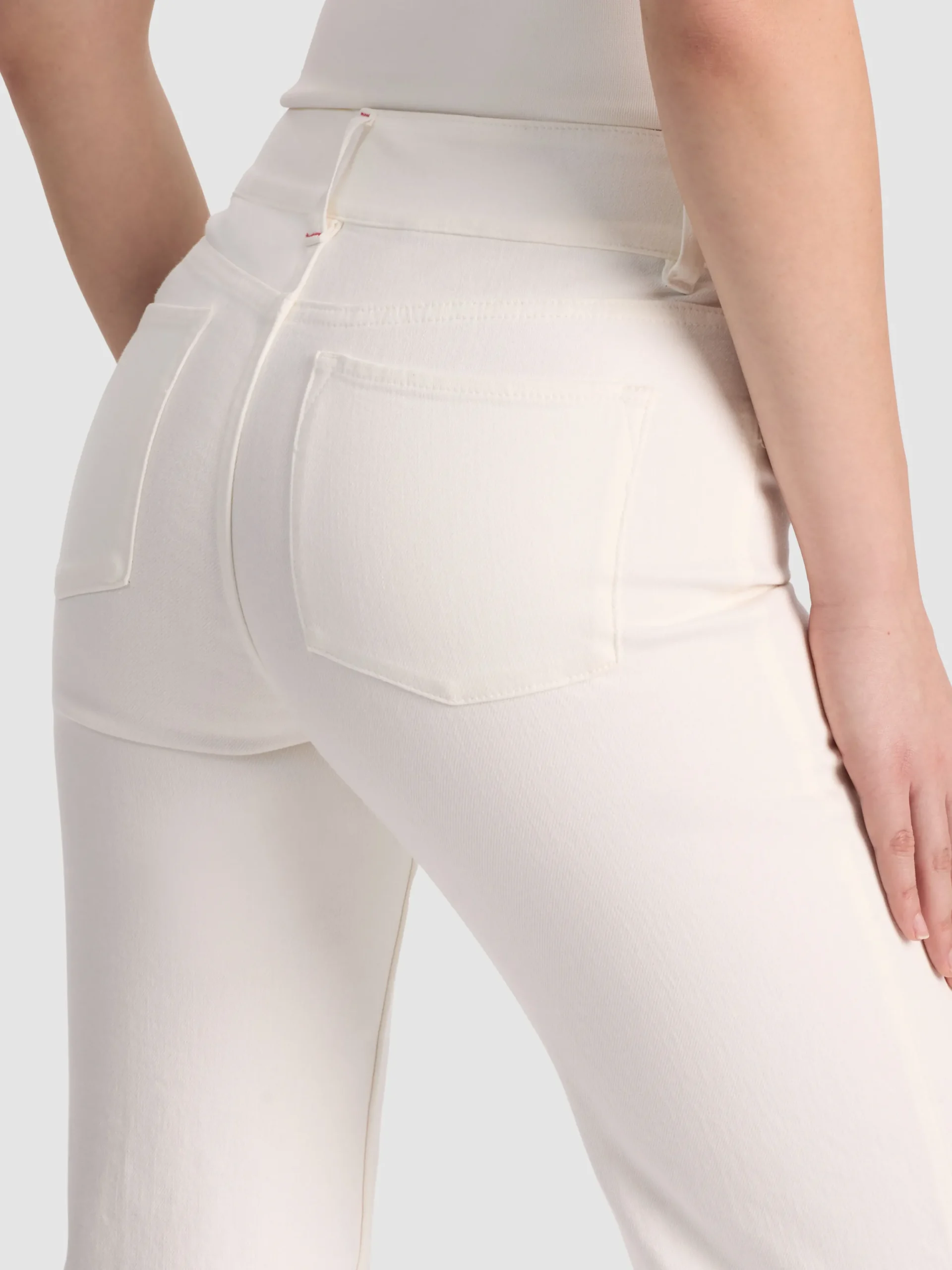 PERFECT JEAN