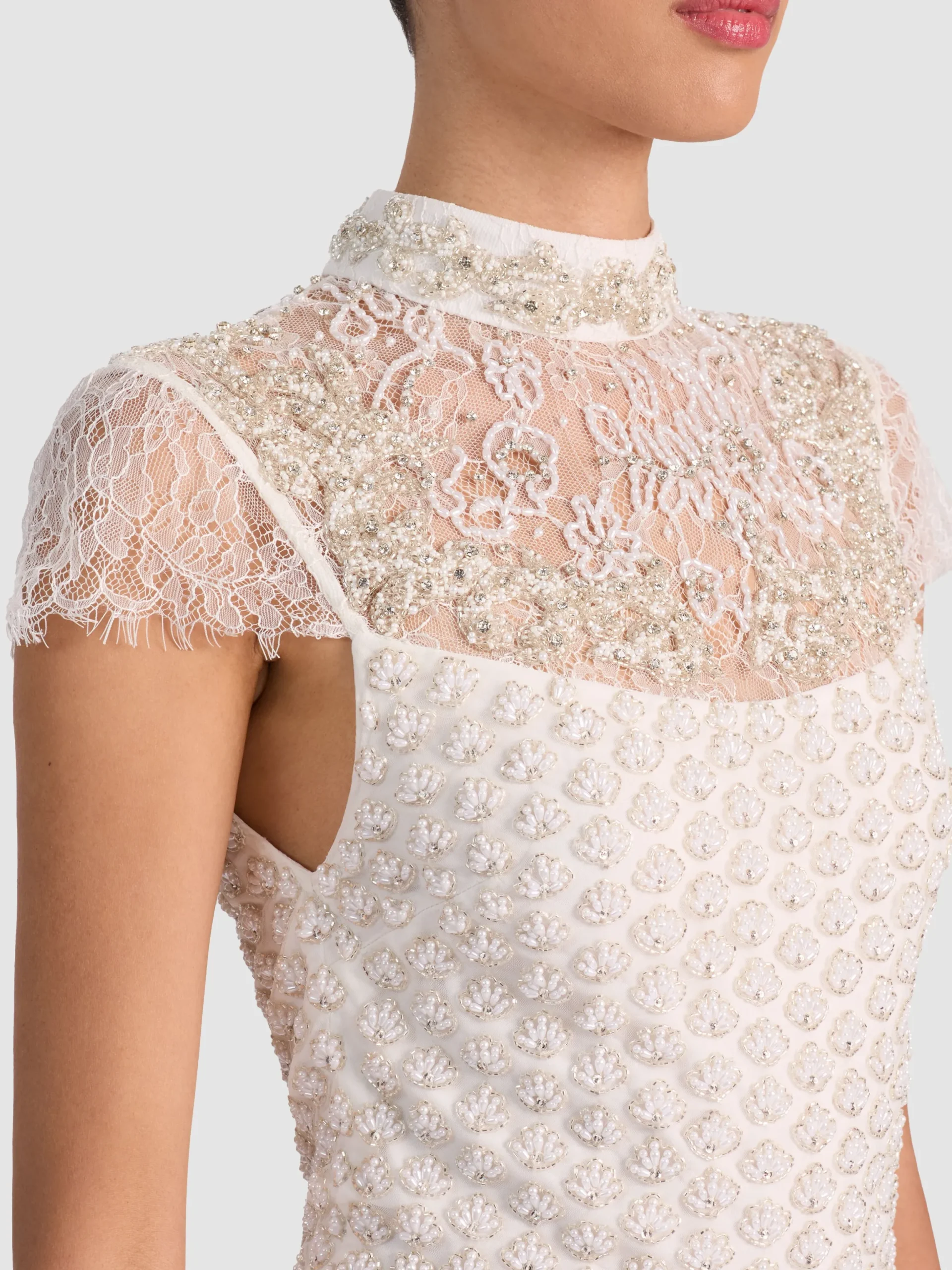 PRIA EMBELLISHED TOP